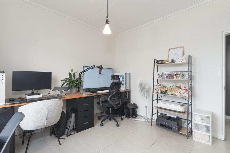 2 Bedroom Property for Sale in The Huntsman Western Cape